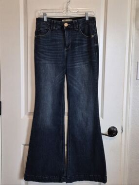 NWOT Democracy Dark Blue Flare Jeans Women's Size 4